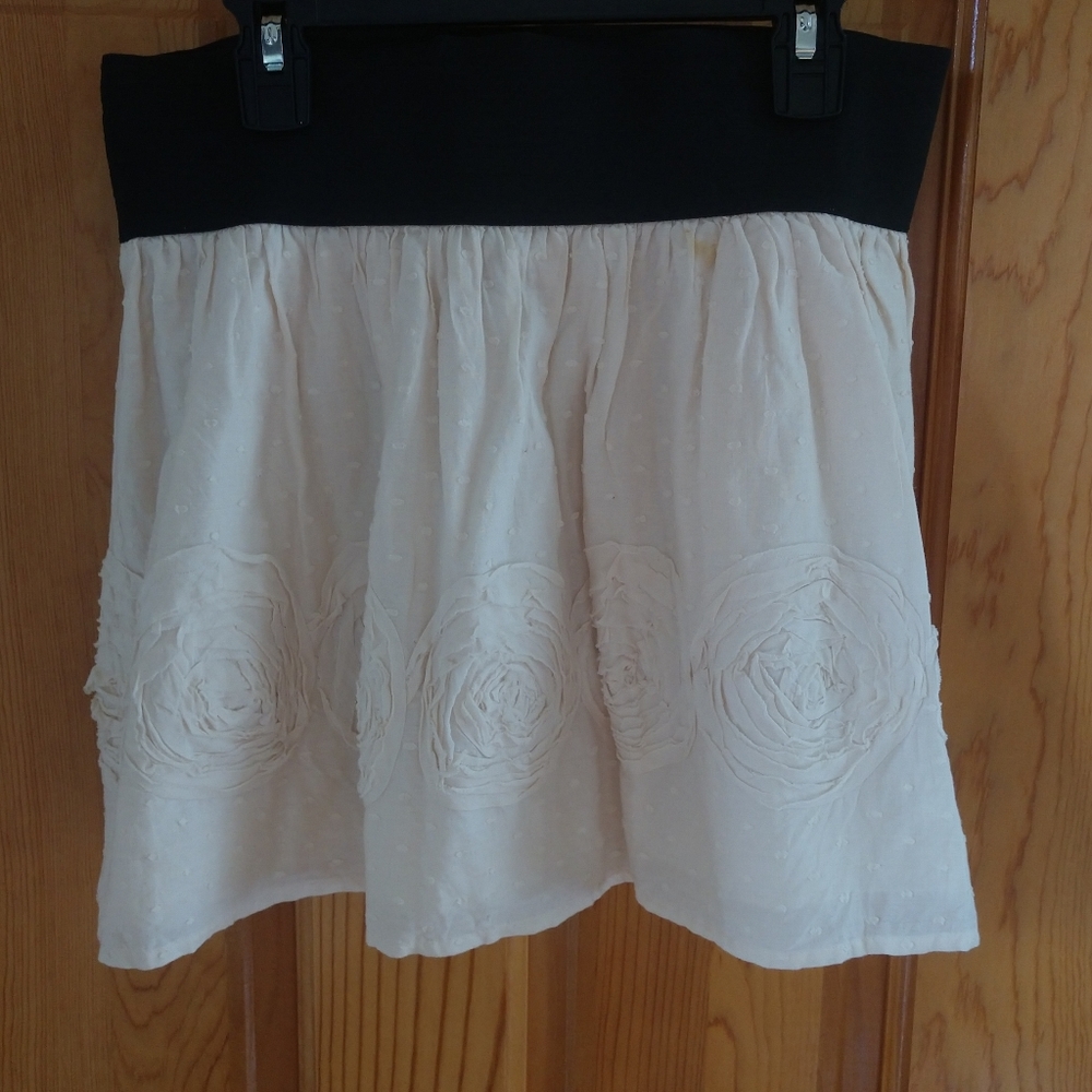 🆓 Rose mini skirt